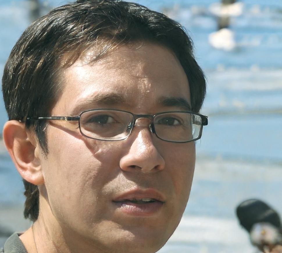 Portrait von Dr. Lennart Brückmann, Finanzanalyst